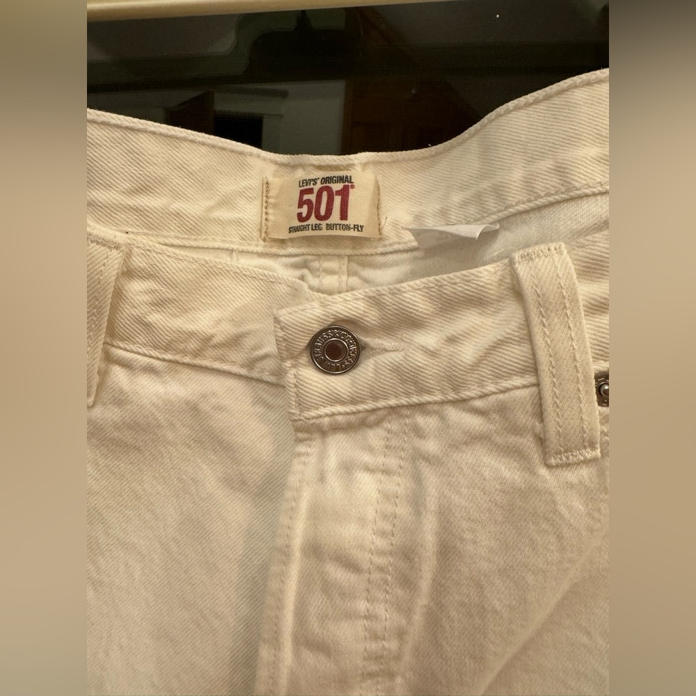 Levi’s men white 501 jeans waist 36 length 34
